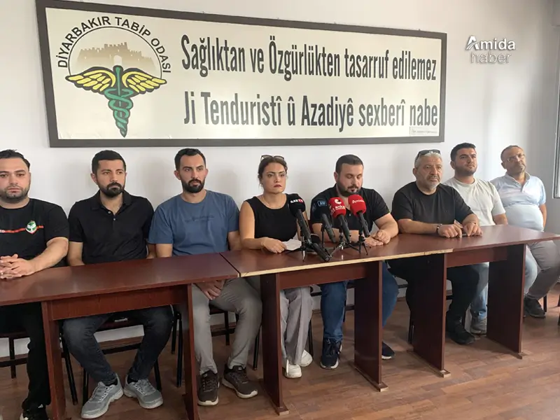 saglikcilar-ile-taraftar2.webp