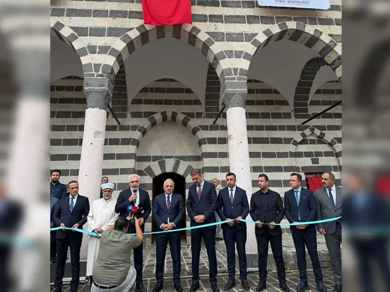 6-tarihi-camii.webp