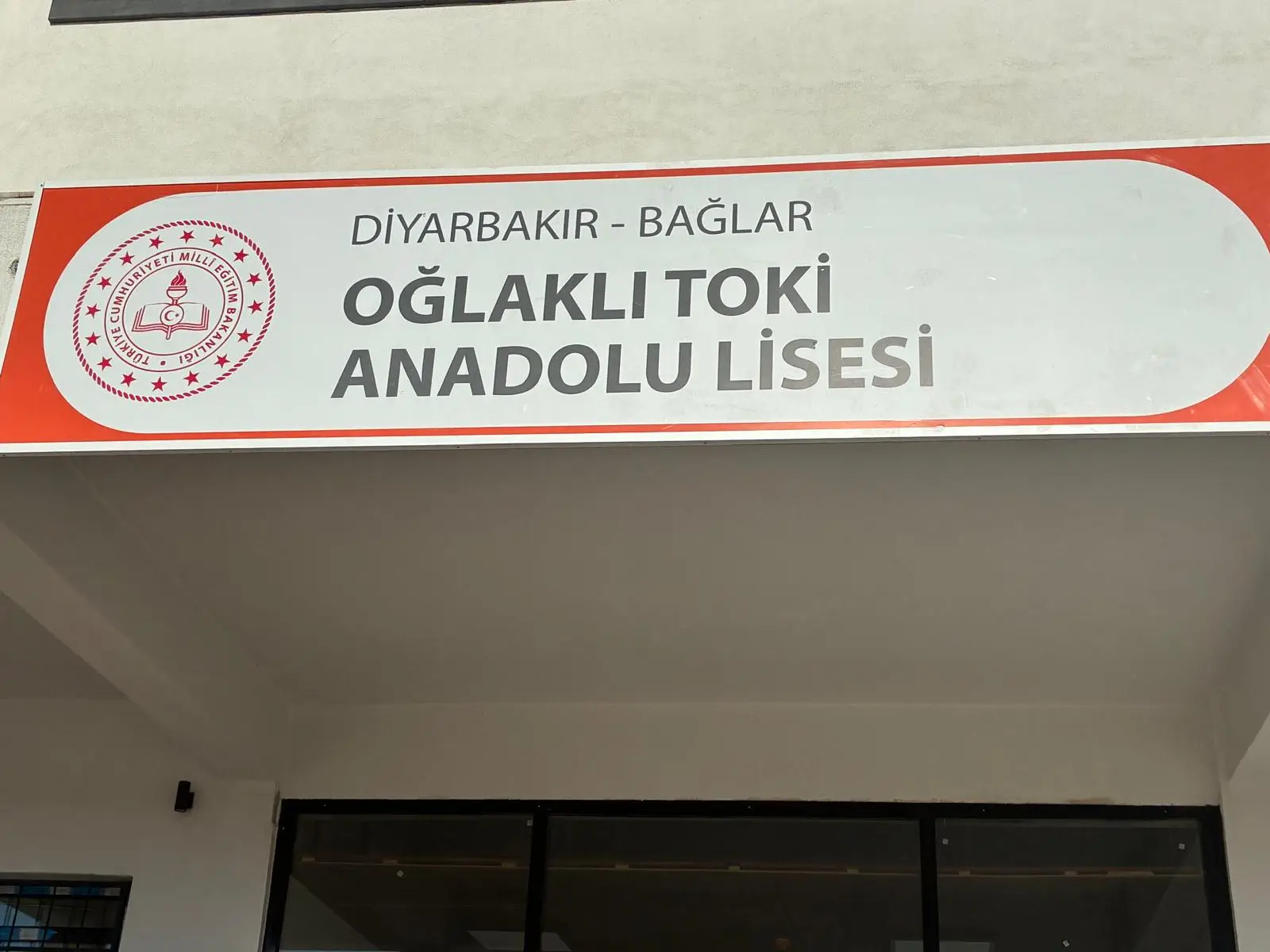 oglakli-okul1.webp