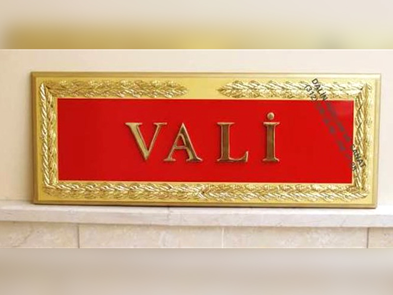 vali.jpg