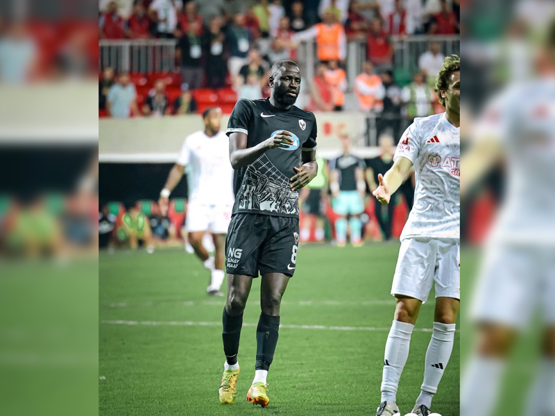 cheikhou-kouyatee.jpg