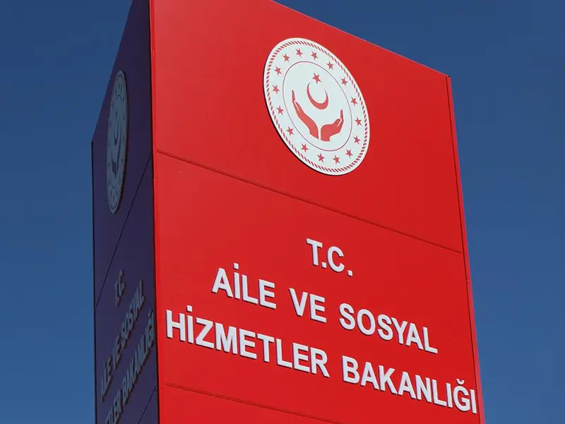 aile-ve-sosyal-hizmetler-bakanligi.webp