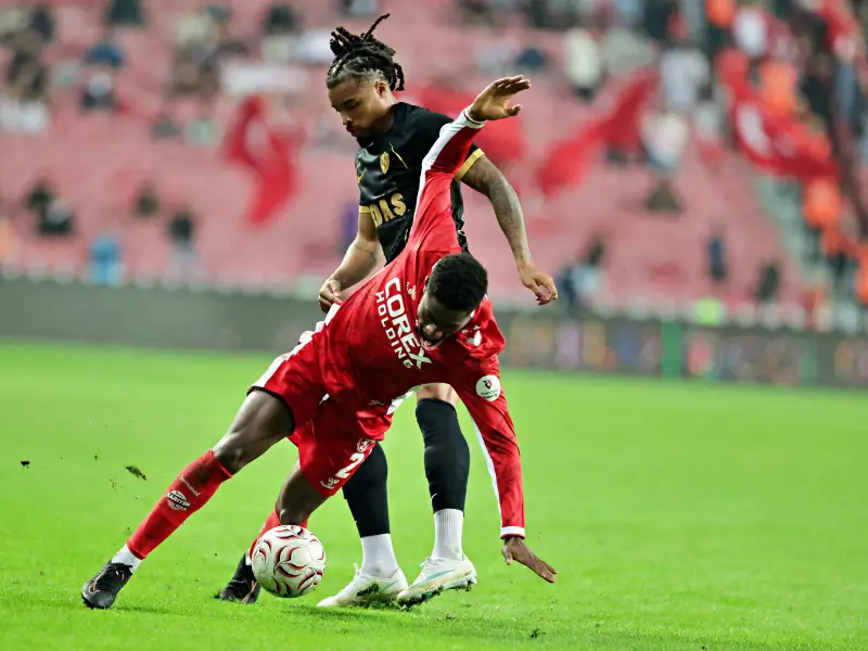 amedspor-samsunspor-4-001.webp