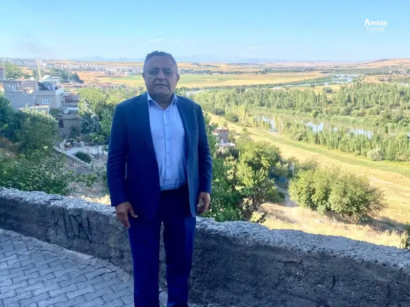sezgin-tanrikulu-1.webp
